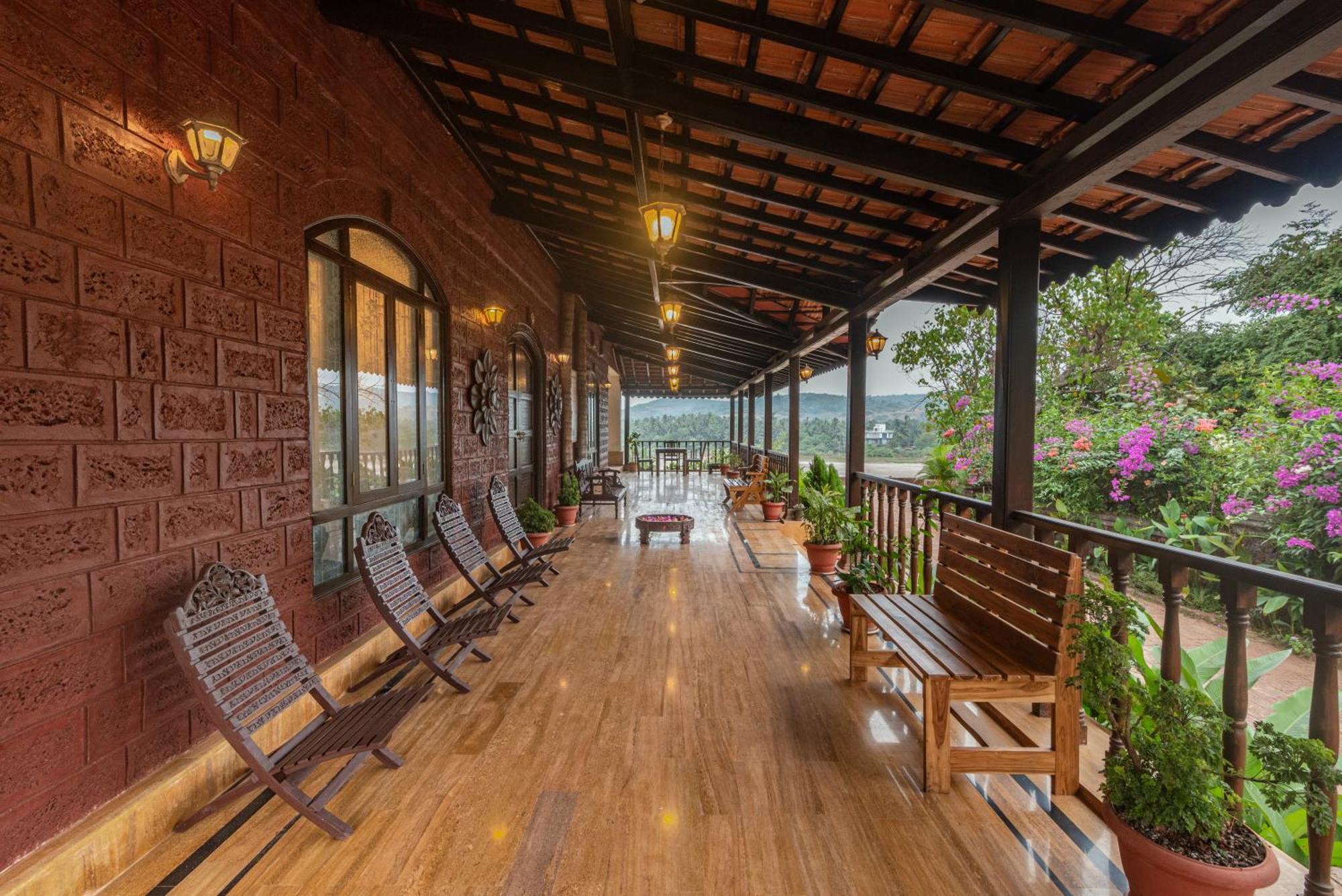 Saffronstays Athaang, Dapoli Ānjarle المظهر الخارجي الصورة