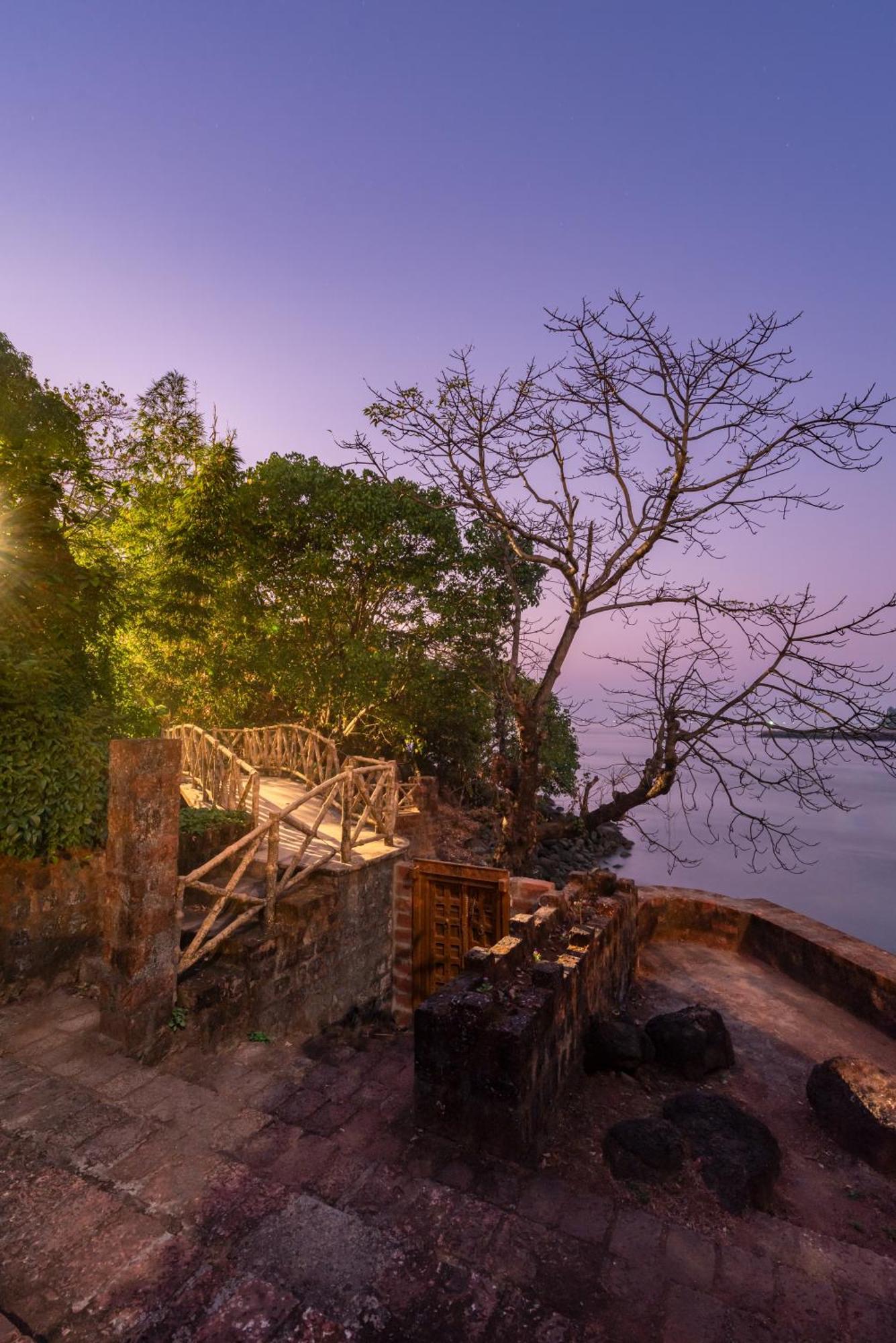 Saffronstays Athaang, Dapoli Ānjarle المظهر الخارجي الصورة